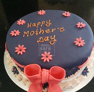 Mother's Day Fondant Cake FM100