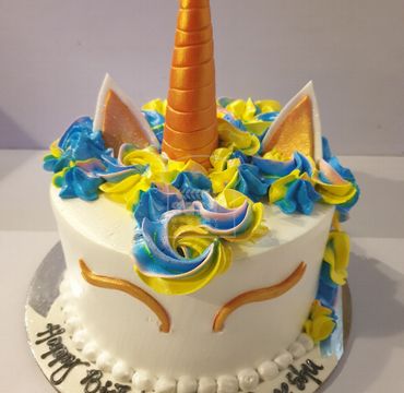 Unicorn Theme Vanilla Cake HR075